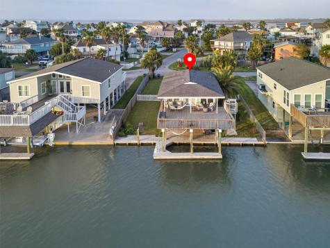 4303 Karankawa Way Galveston TX 77554