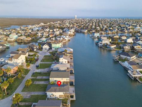 4303 Karankawa Way Galveston TX 77554