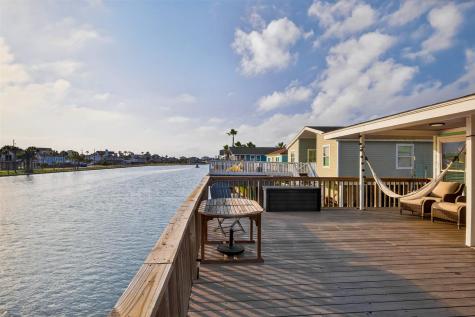 4303 Karankawa Way Galveston TX 77554