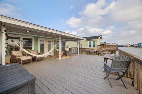 4303 Karankawa Way Galveston TX 77554