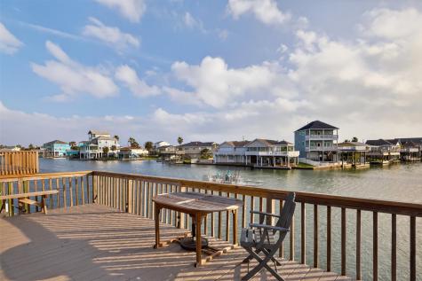 4303 Karankawa Way Galveston TX 77554