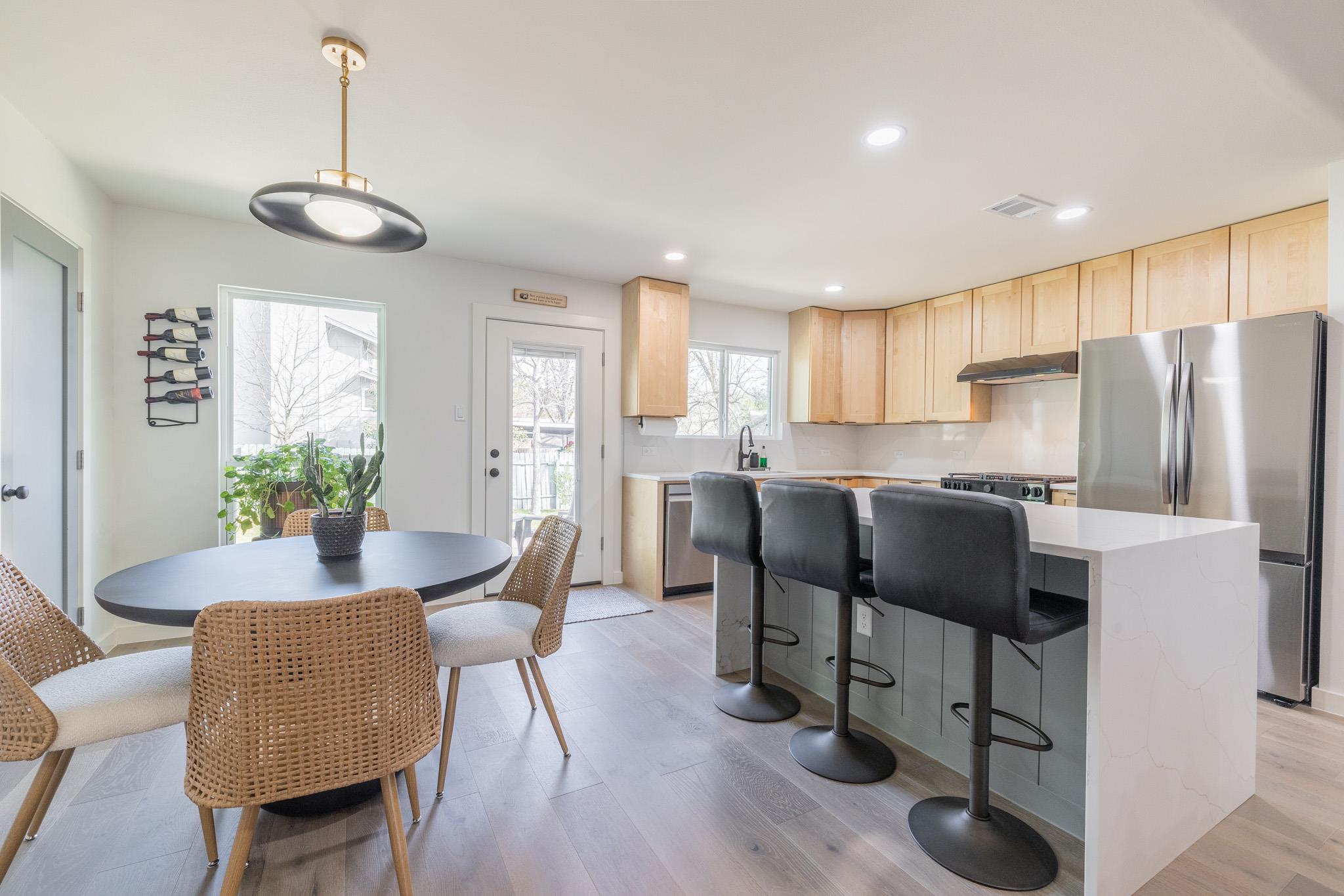 2214 Lear Lane Austin TX 78745