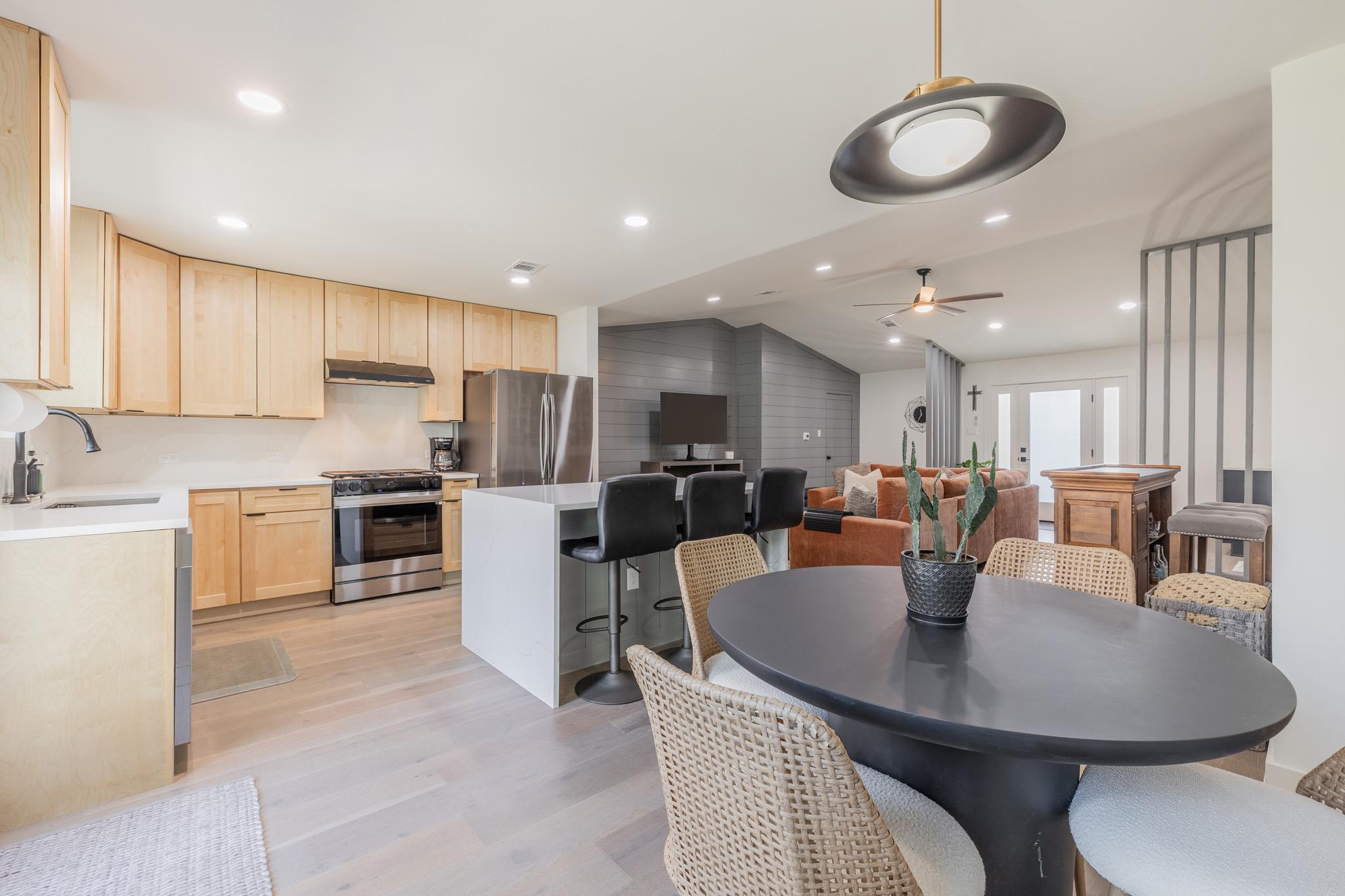 2214 Lear Lane Austin TX 78745