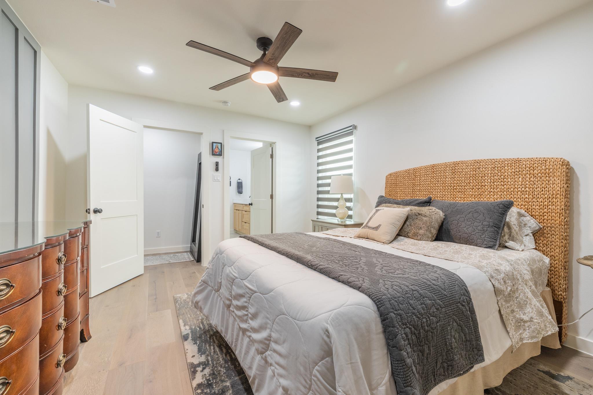 2214 Lear Lane Austin TX 78745
