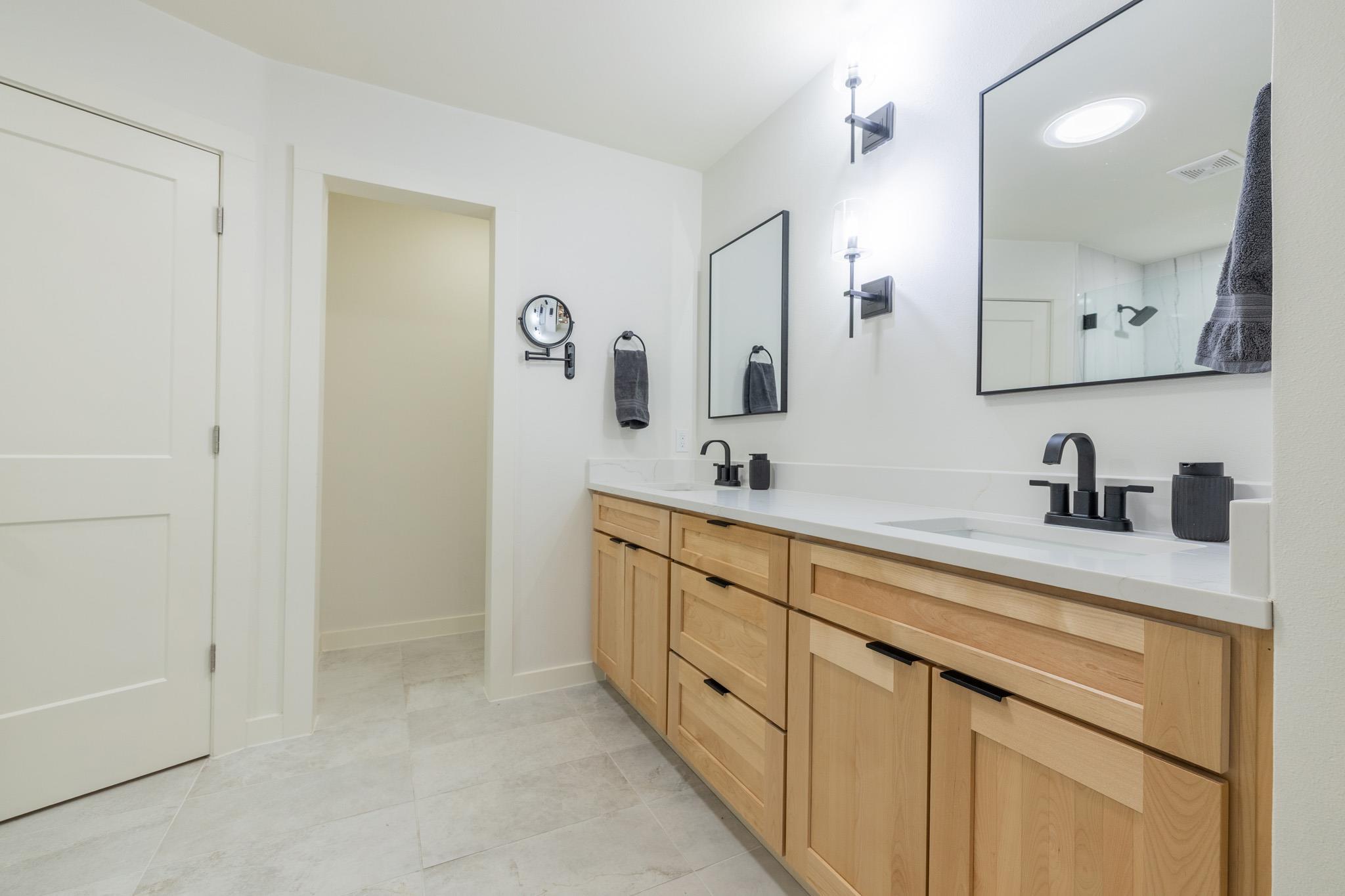 2214 Lear Lane Austin TX 78745