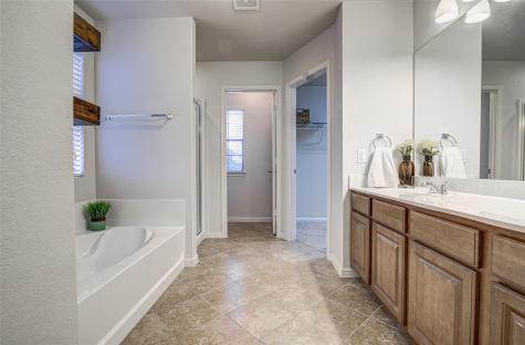 10614 Black Wolf Bay San Antonio TX 78245