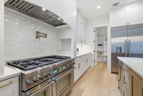 2908 Stoneway Drive Austin TX 78757