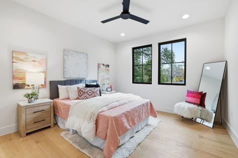 2908 Stoneway Drive Austin TX 78757