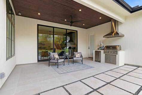 2908 Stoneway Drive Austin TX 78757