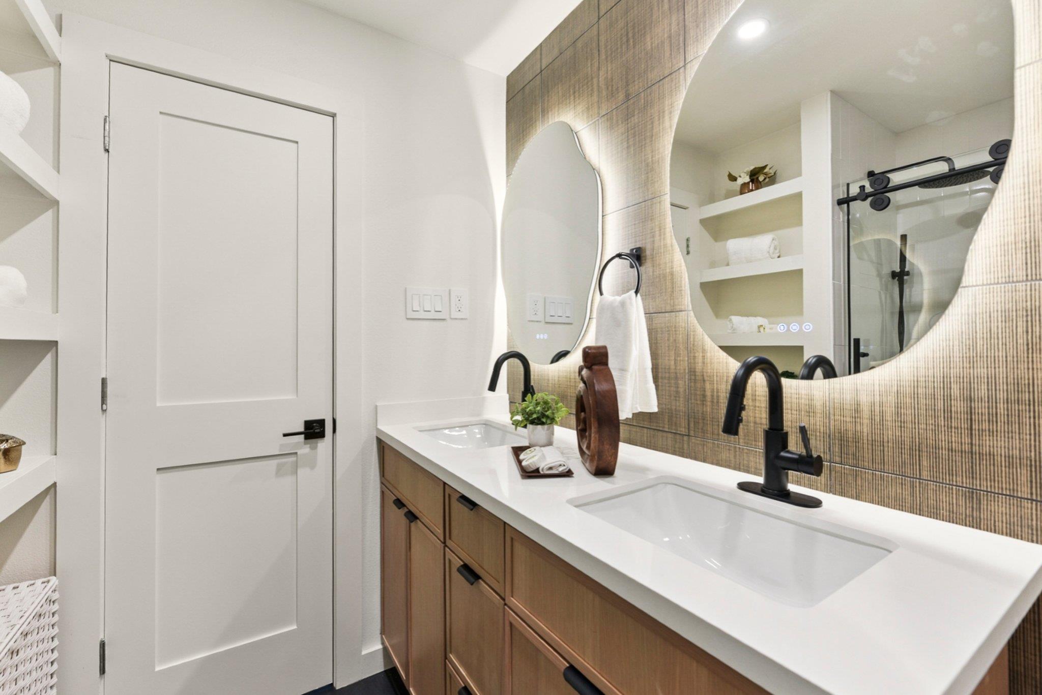 7503 Carriage Drive Austin TX 78752