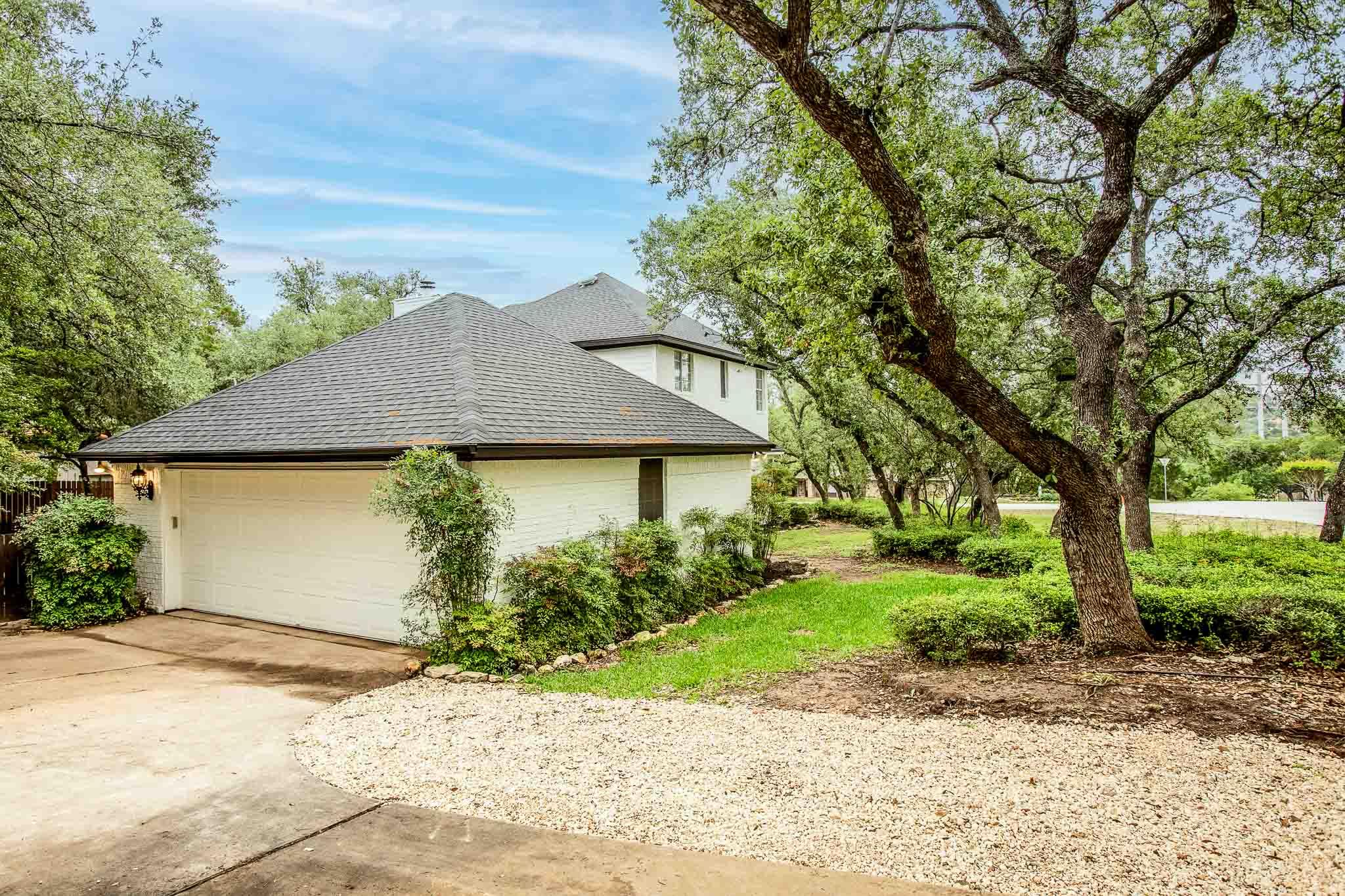201 Timpanagos Drive Lakeway TX 78734