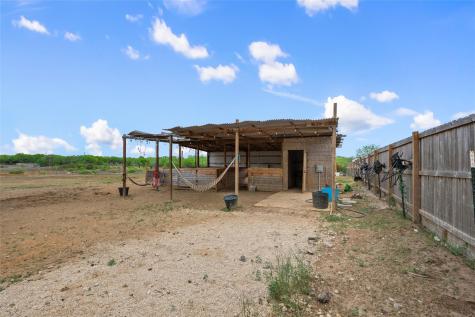 507 Rawhide Road Seguin TX 78155