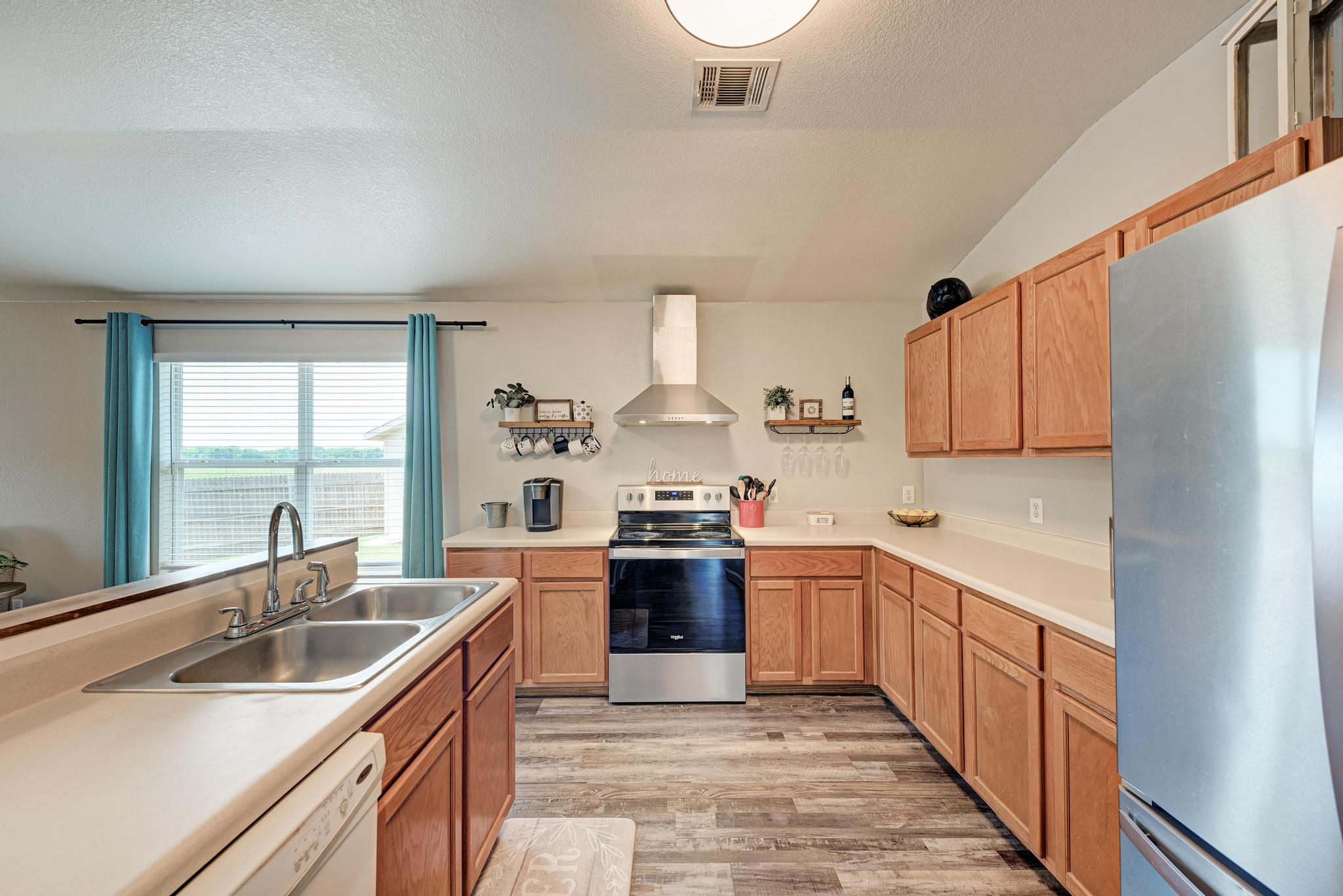 311 Creek Ledge Drive Hutto TX 78634