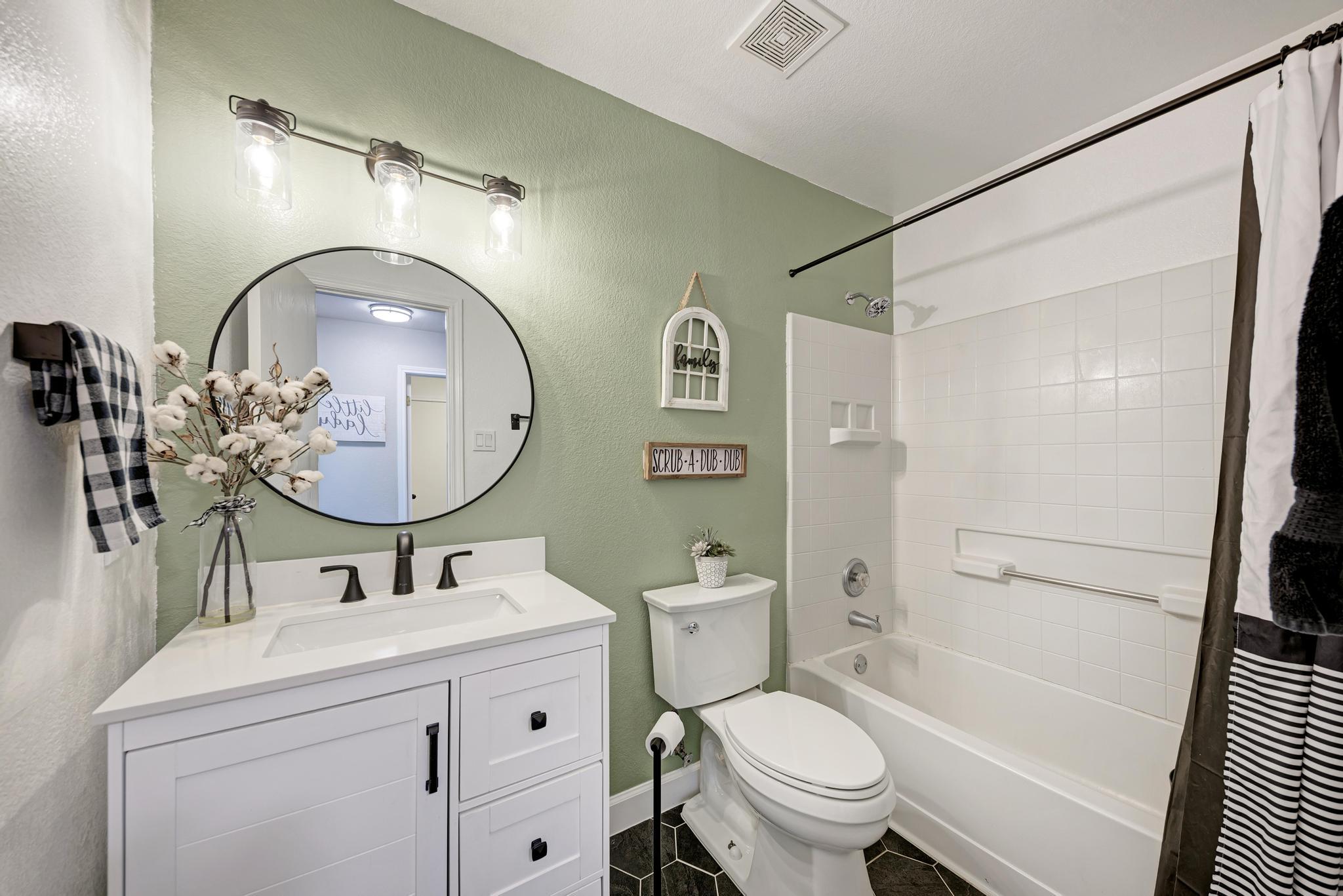 311 Creek Ledge Drive Hutto TX 78634