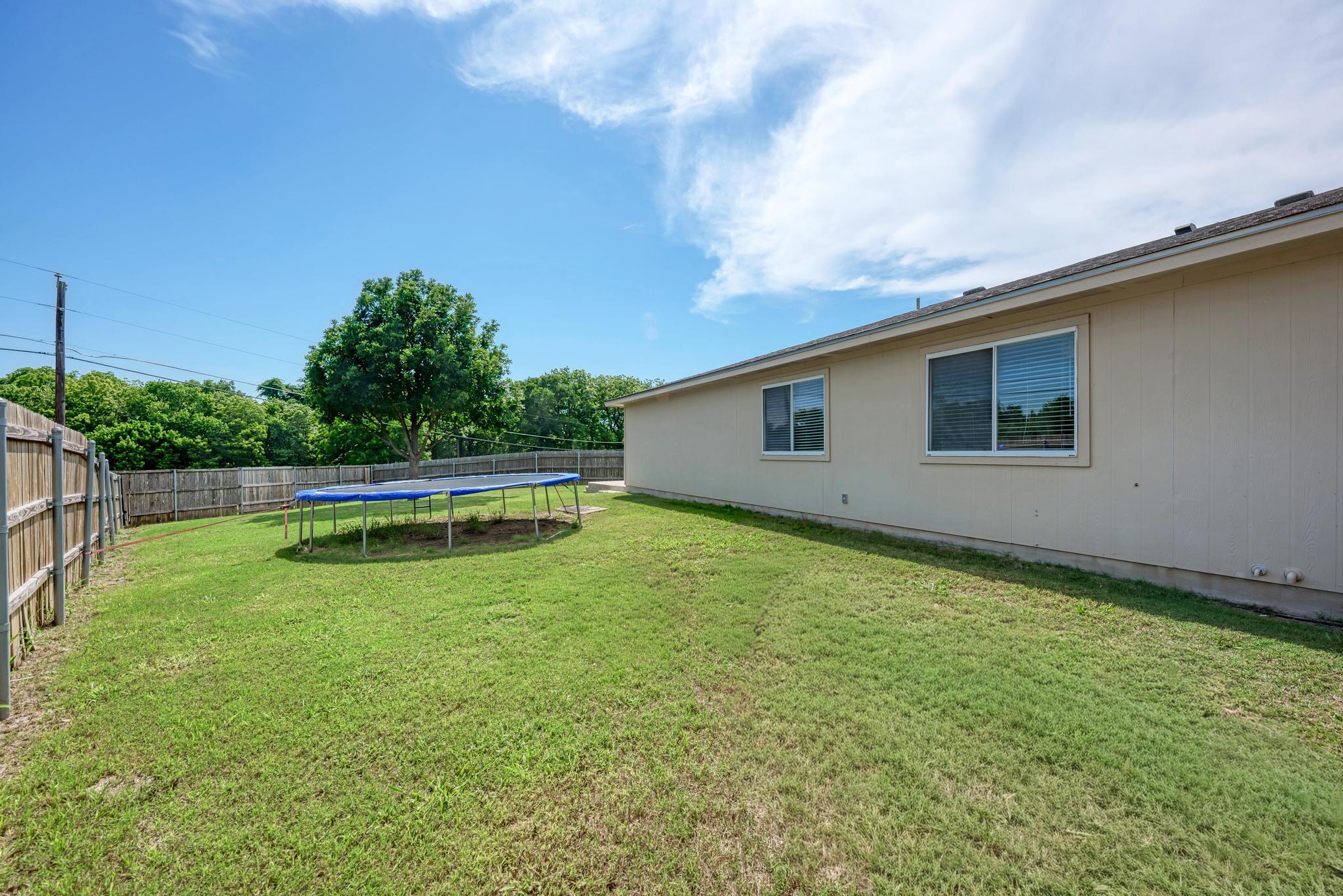 311 Creek Ledge Drive Hutto TX 78634