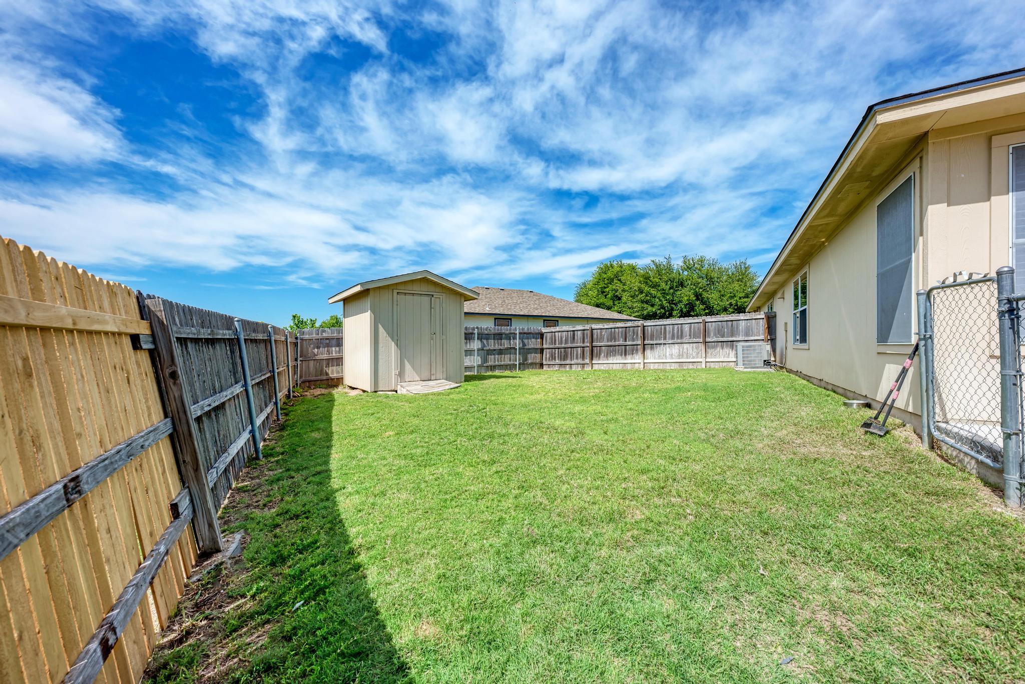311 Creek Ledge Drive Hutto TX 78634