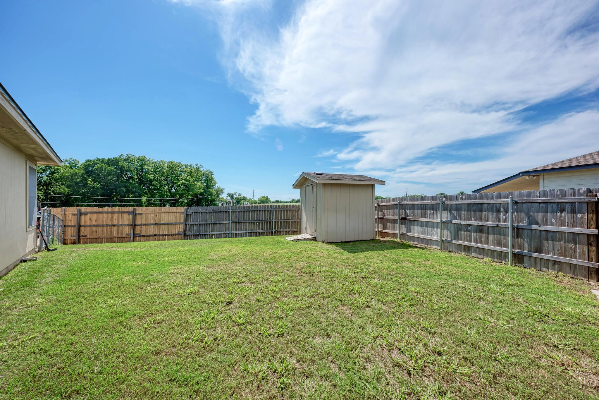 311 Creek Ledge Drive Hutto TX 78634