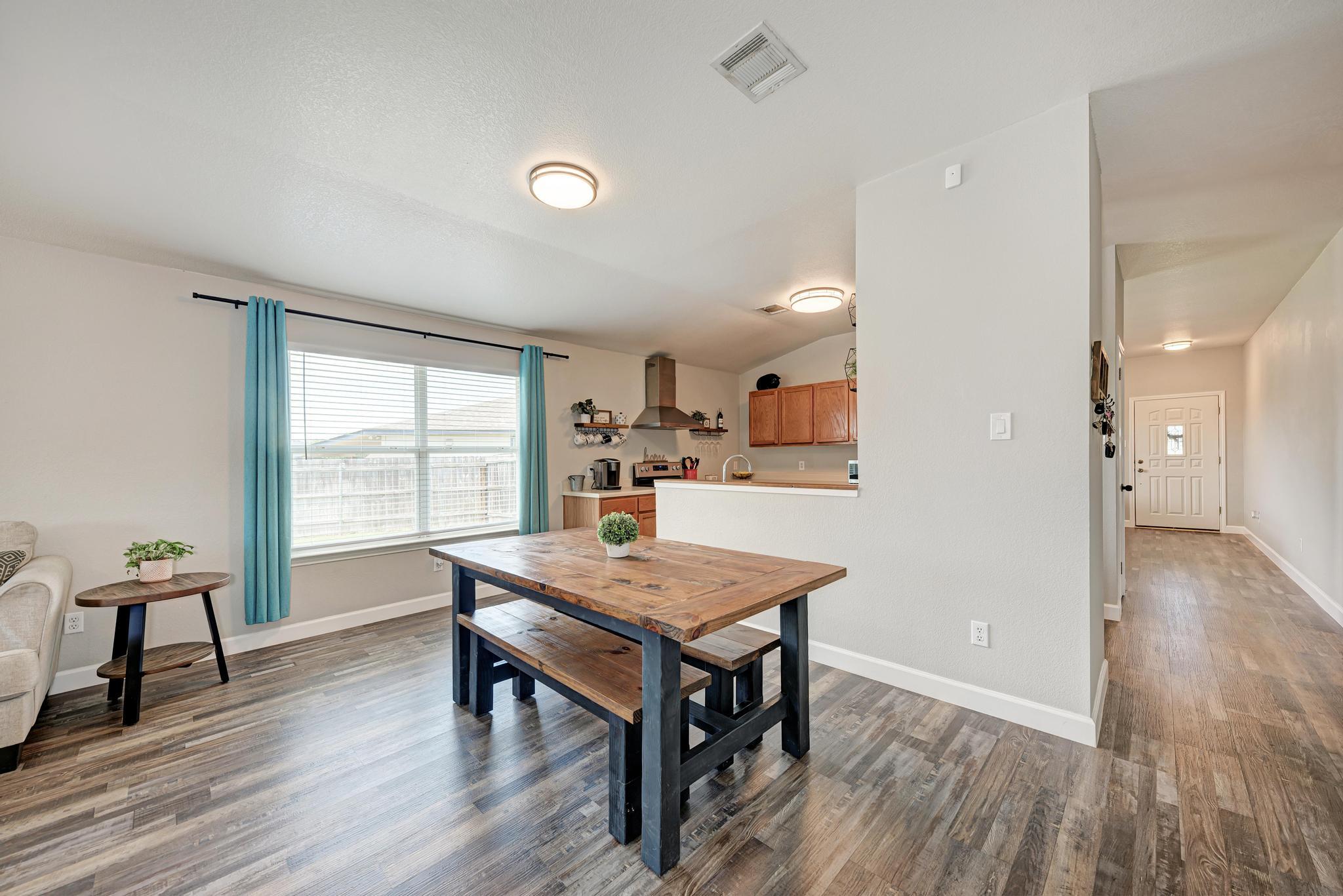 311 Creek Ledge Drive Hutto TX 78634