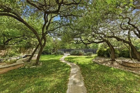 5813 Miramonte Drive Austin TX 78759