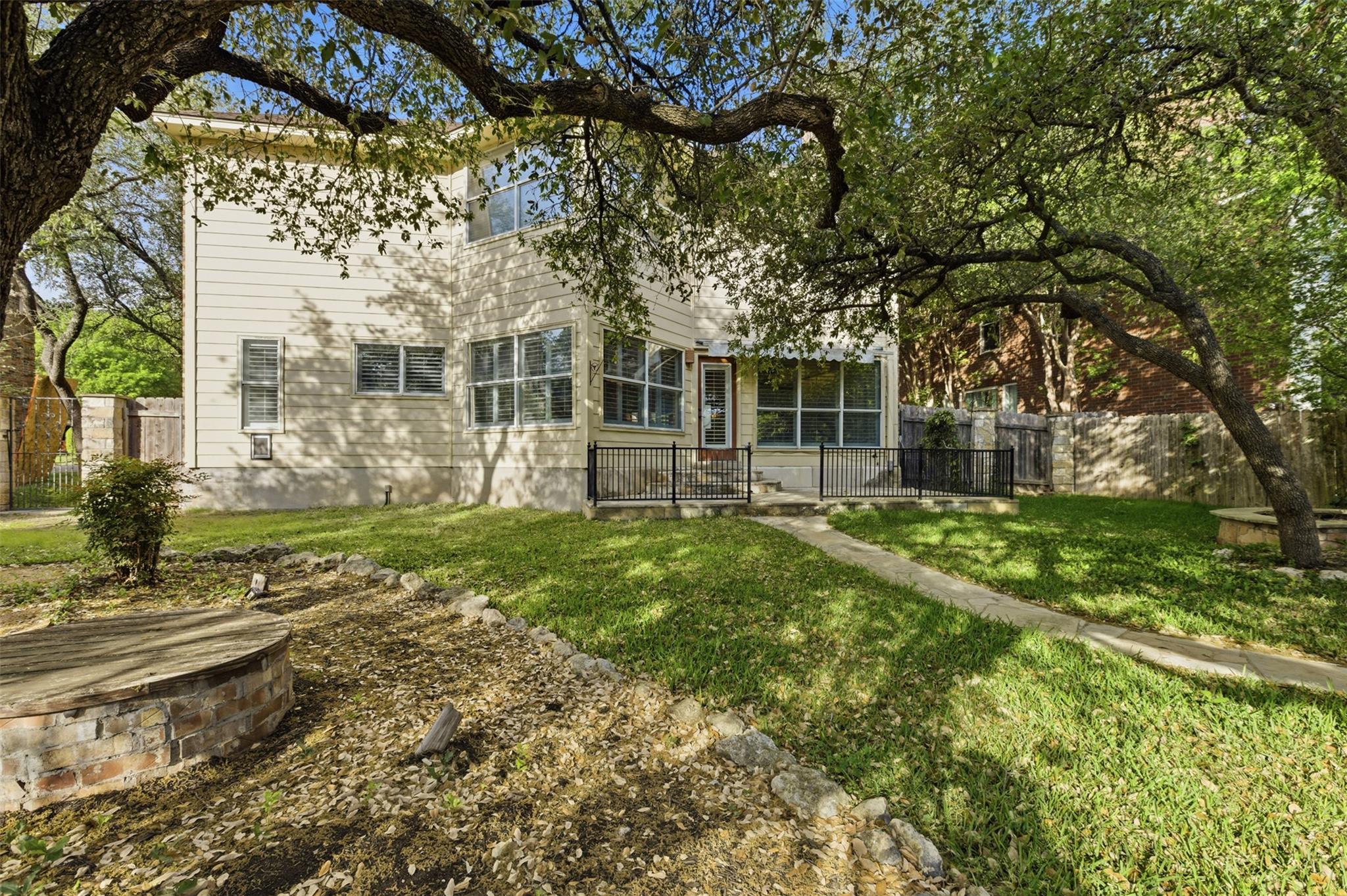 5813 Miramonte Drive Austin TX 78759