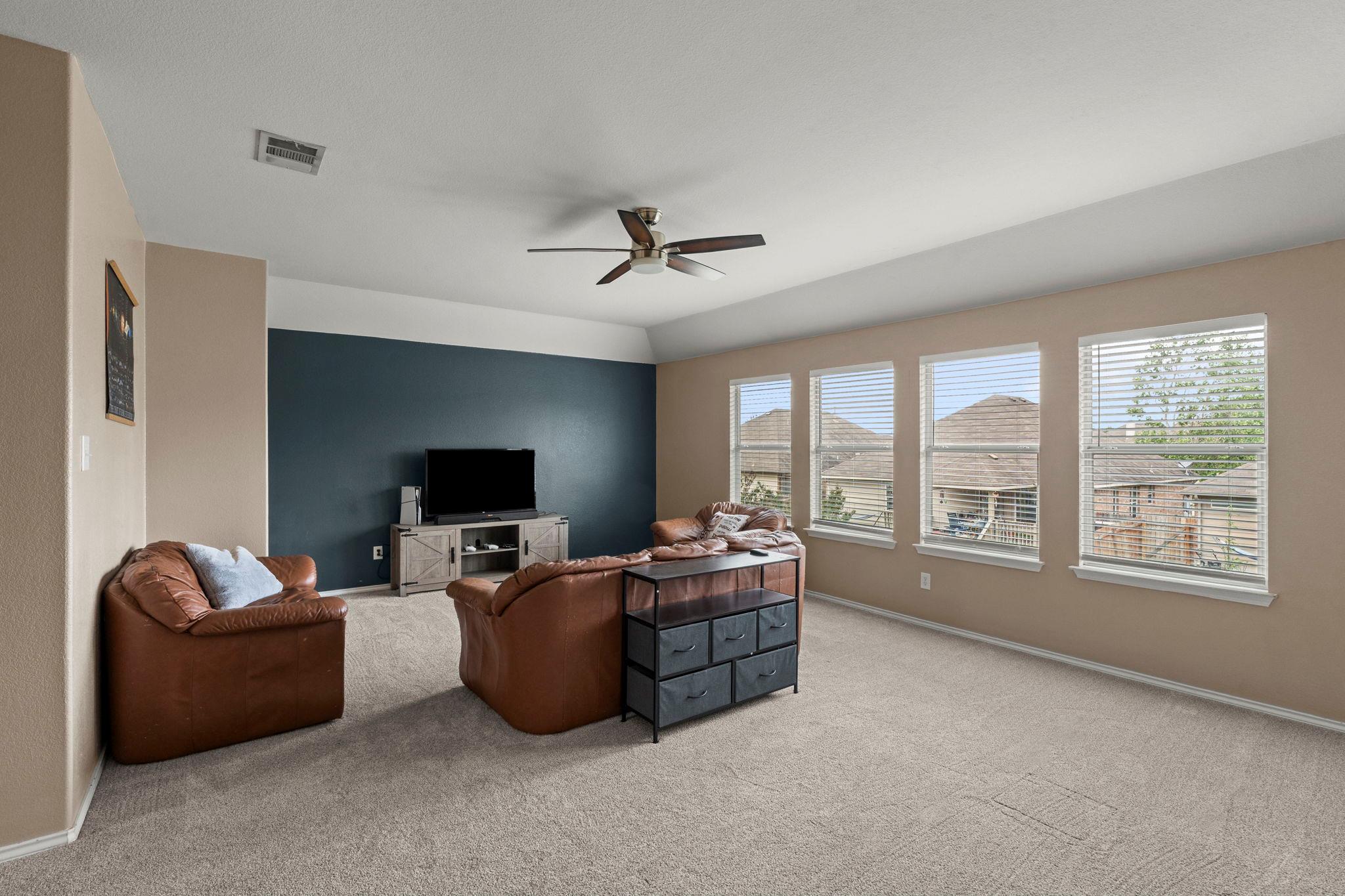 256 Willow City Valley Buda TX 78610