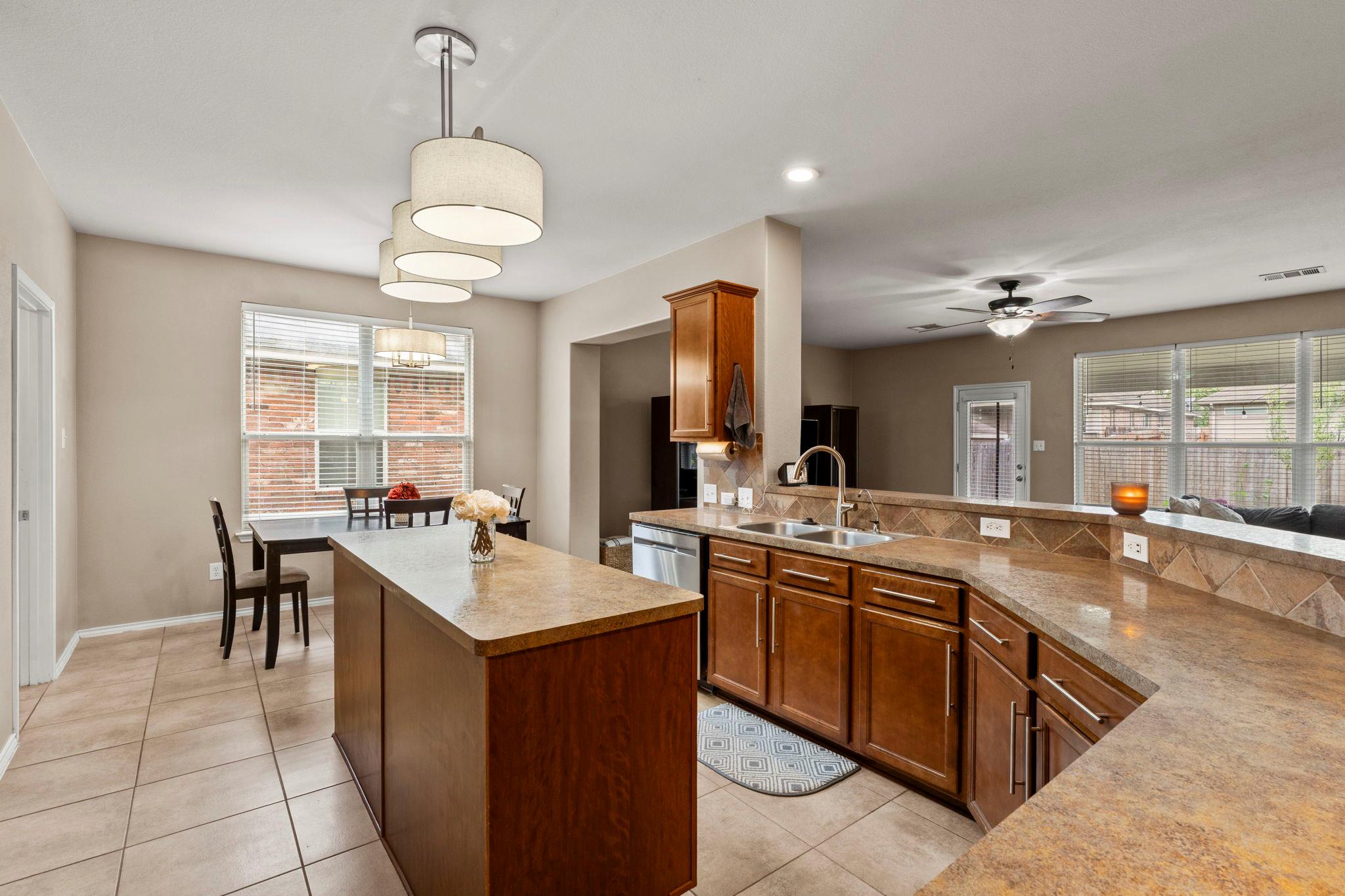 256 Willow City Valley Buda TX 78610