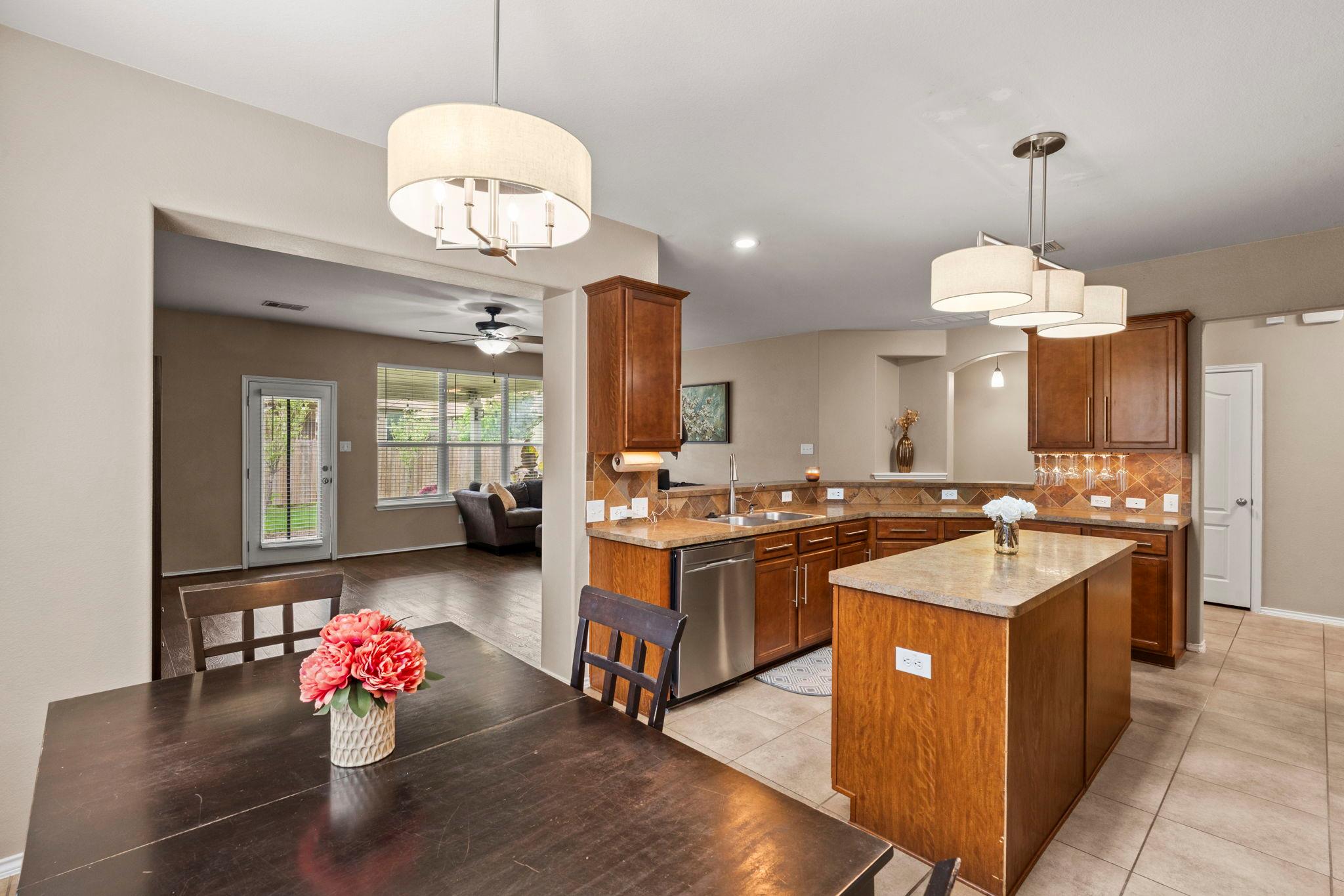 256 Willow City Valley Buda TX 78610