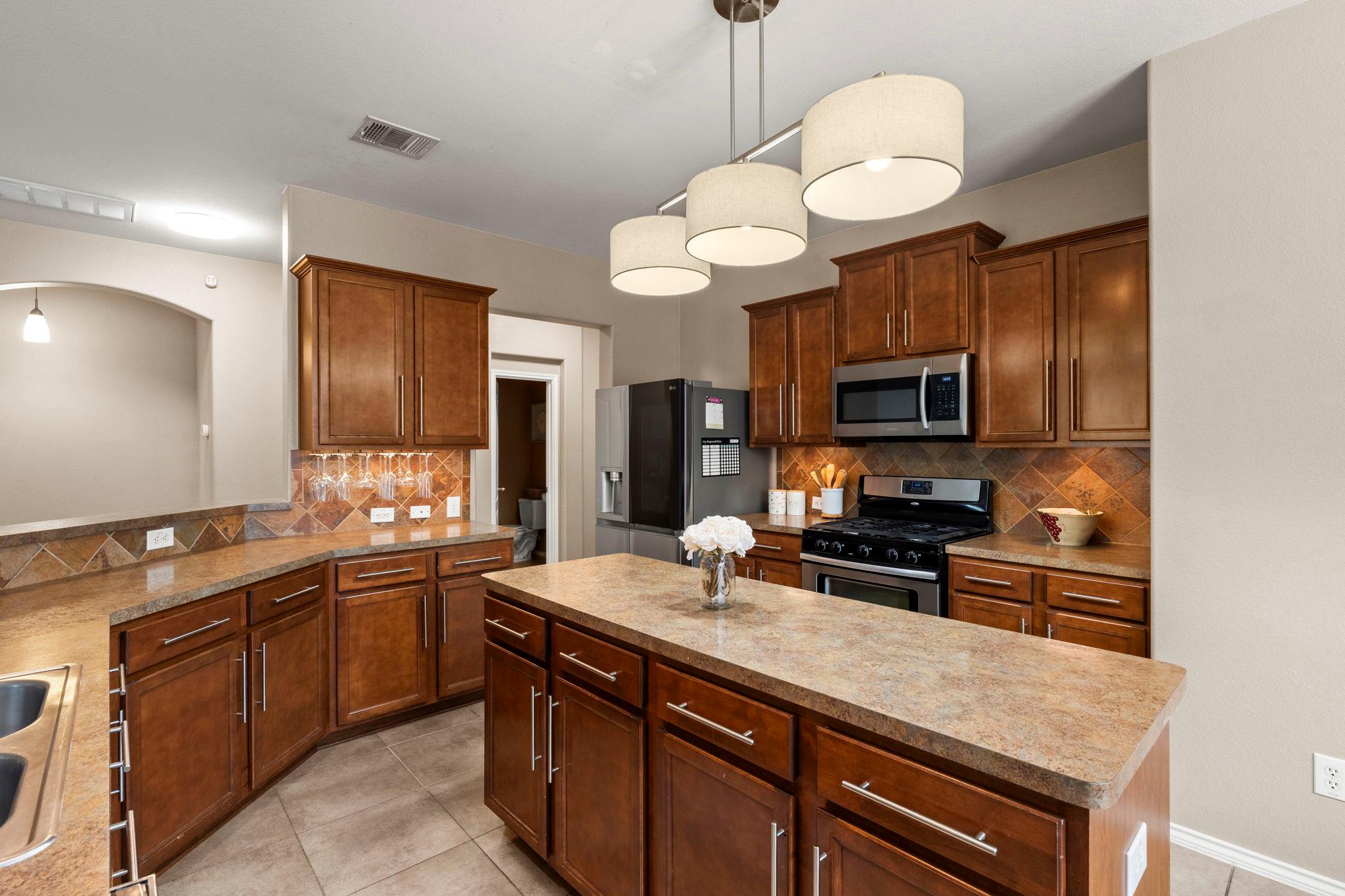 256 Willow City Valley Buda TX 78610