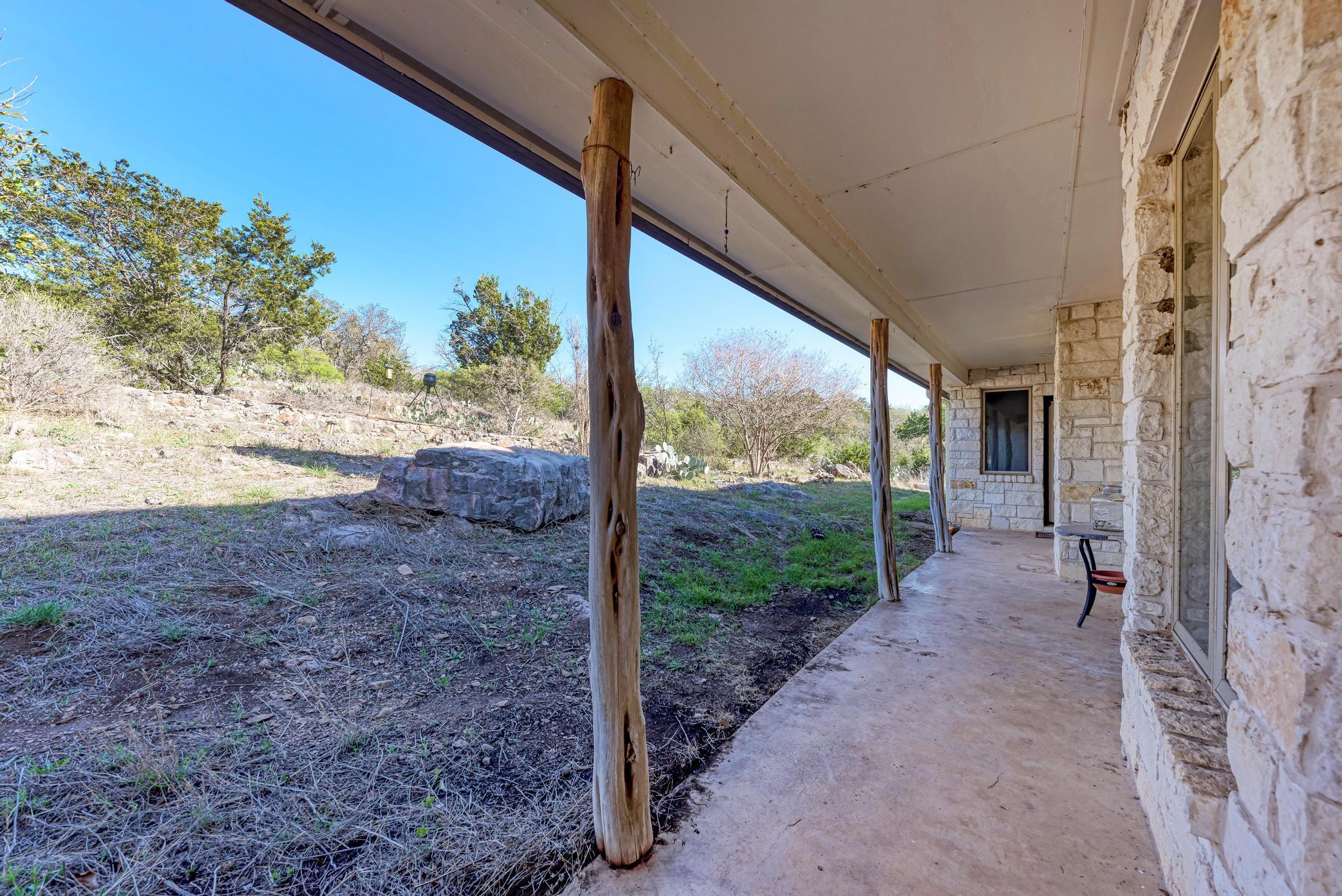 330 Juniper Trail Kingsland TX 78639