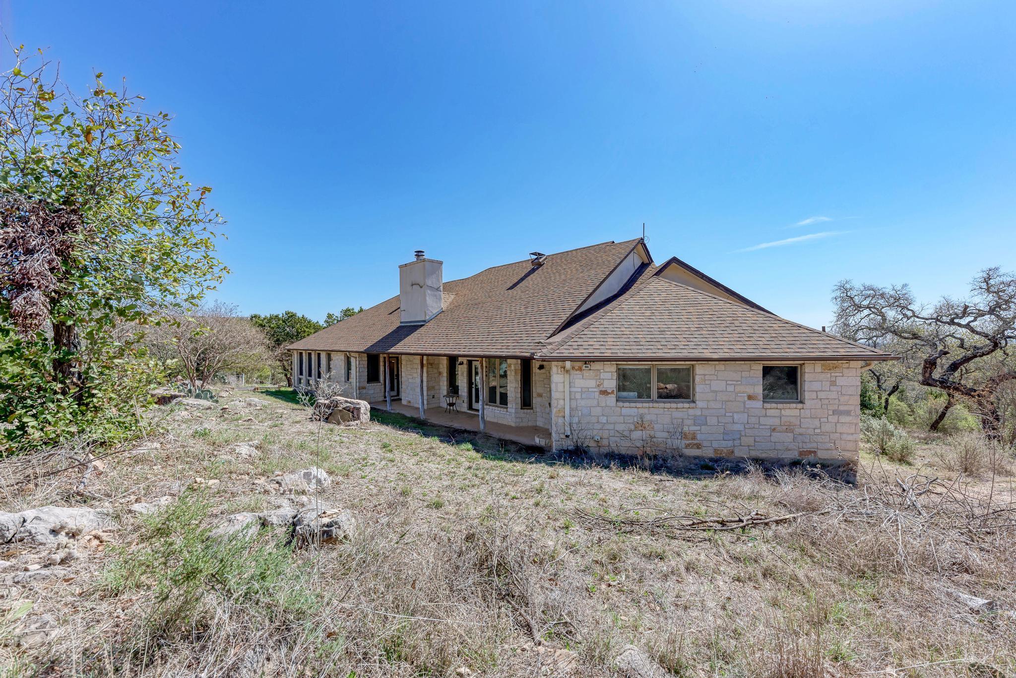 330 Juniper Trail Kingsland TX 78639