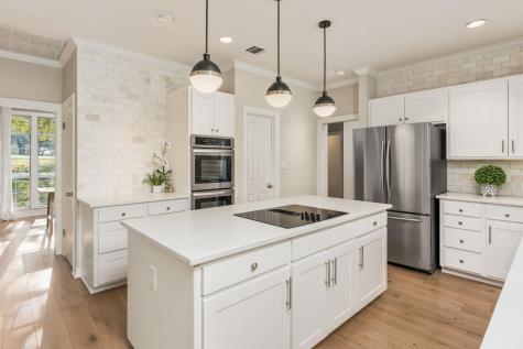 2016 Lakeway Boulevard Lakeway TX 78734