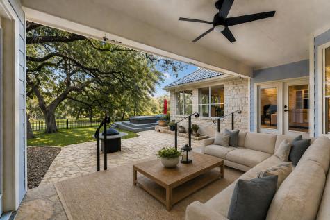 2016 Lakeway Boulevard Lakeway TX 78734