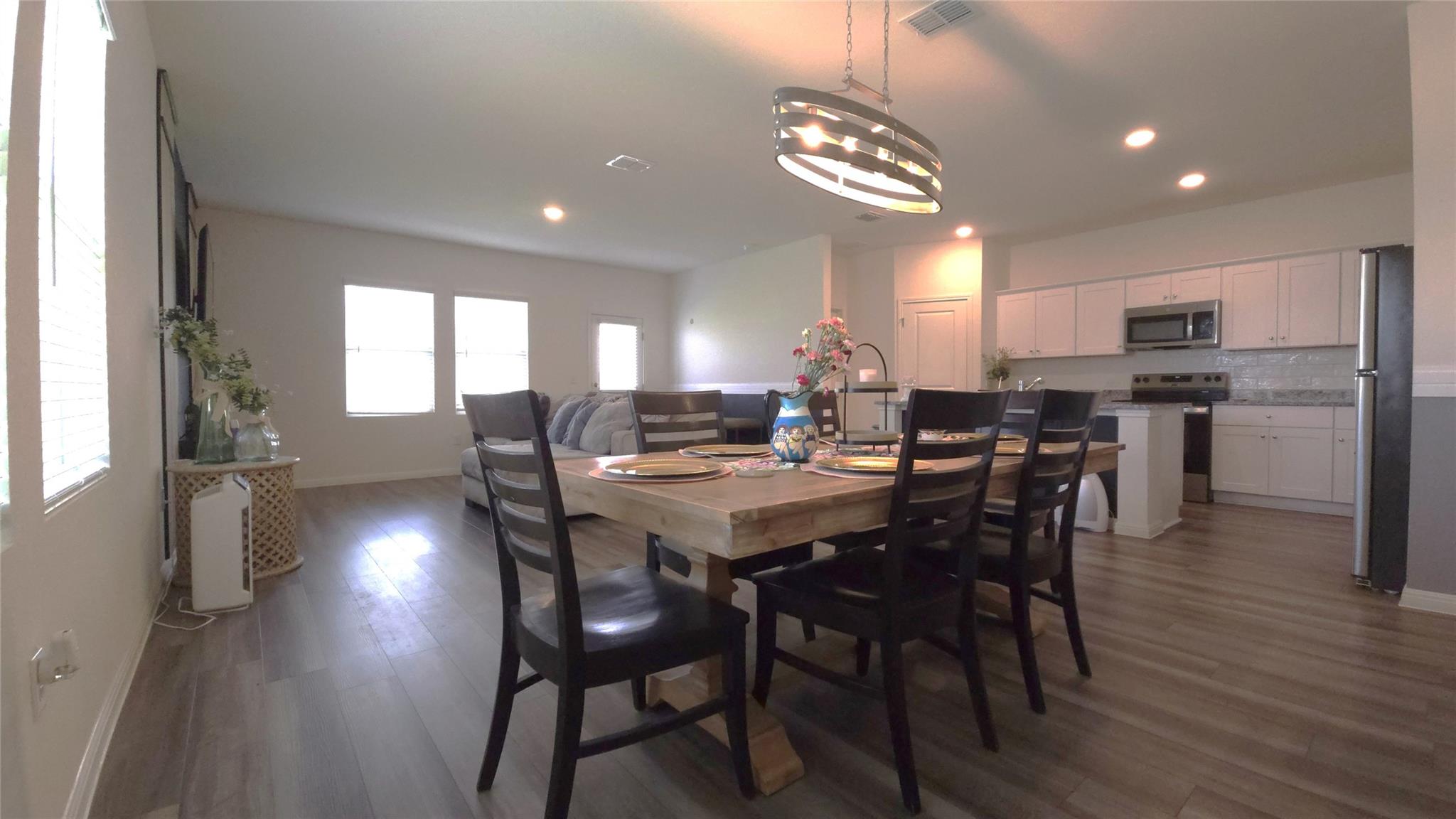 124 Blazilmar Lane Taylor TX 76574