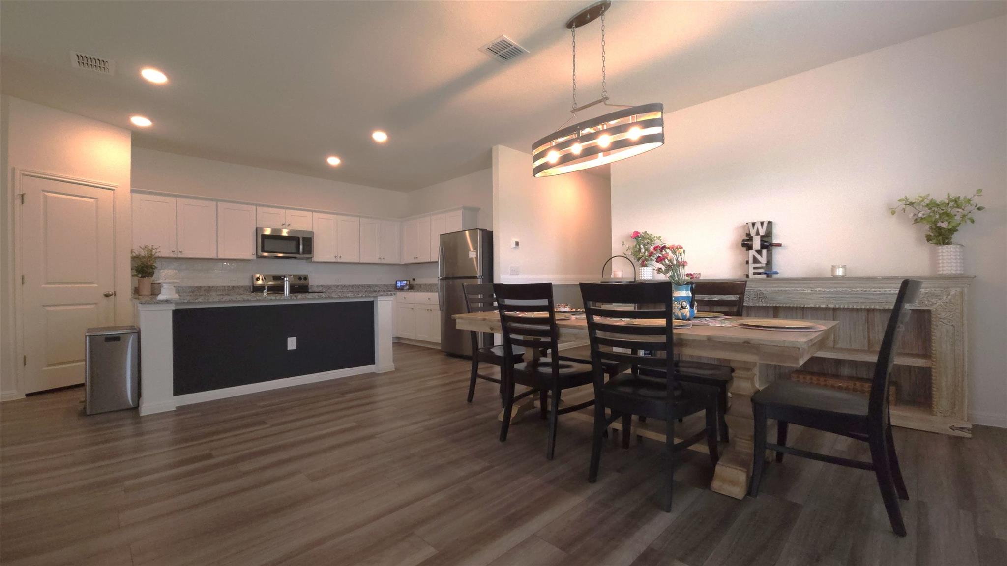 124 Blazilmar Lane Taylor TX 76574
