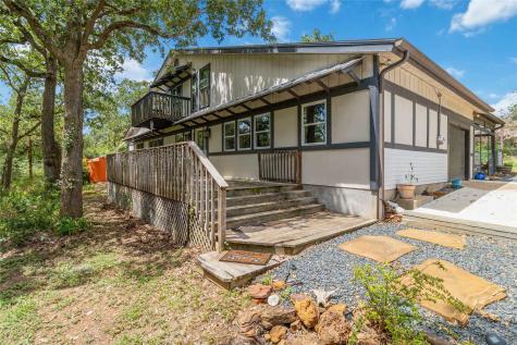 180 Ironstone Road Smithville TX 78957