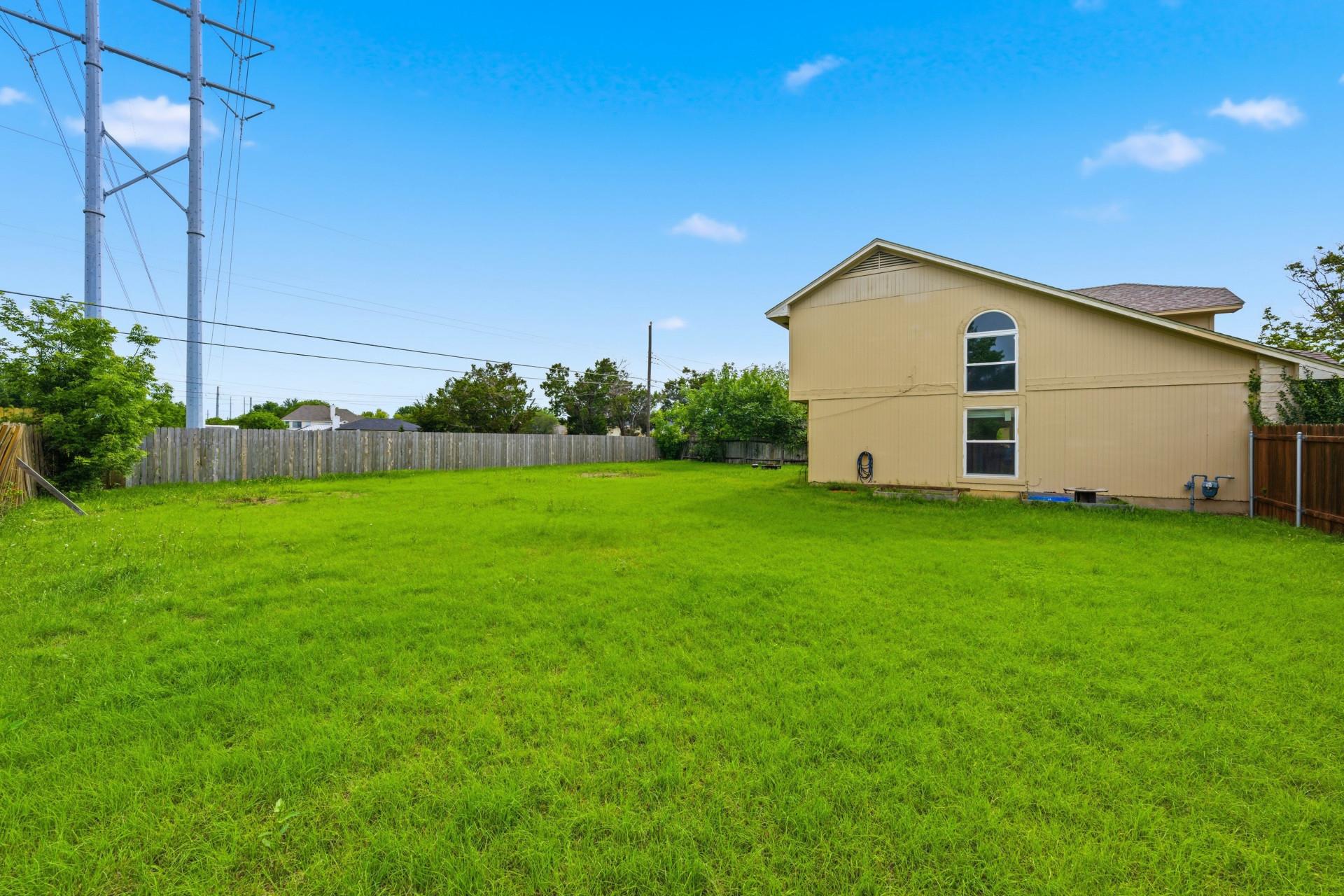 1701 Hunters Trail Round Rock TX 78681
