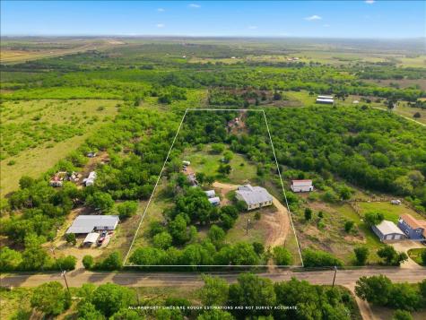 780 Spoke Hollow Road Lockhart TX 78644