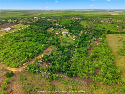 780 Spoke Hollow Road Lockhart TX 78644