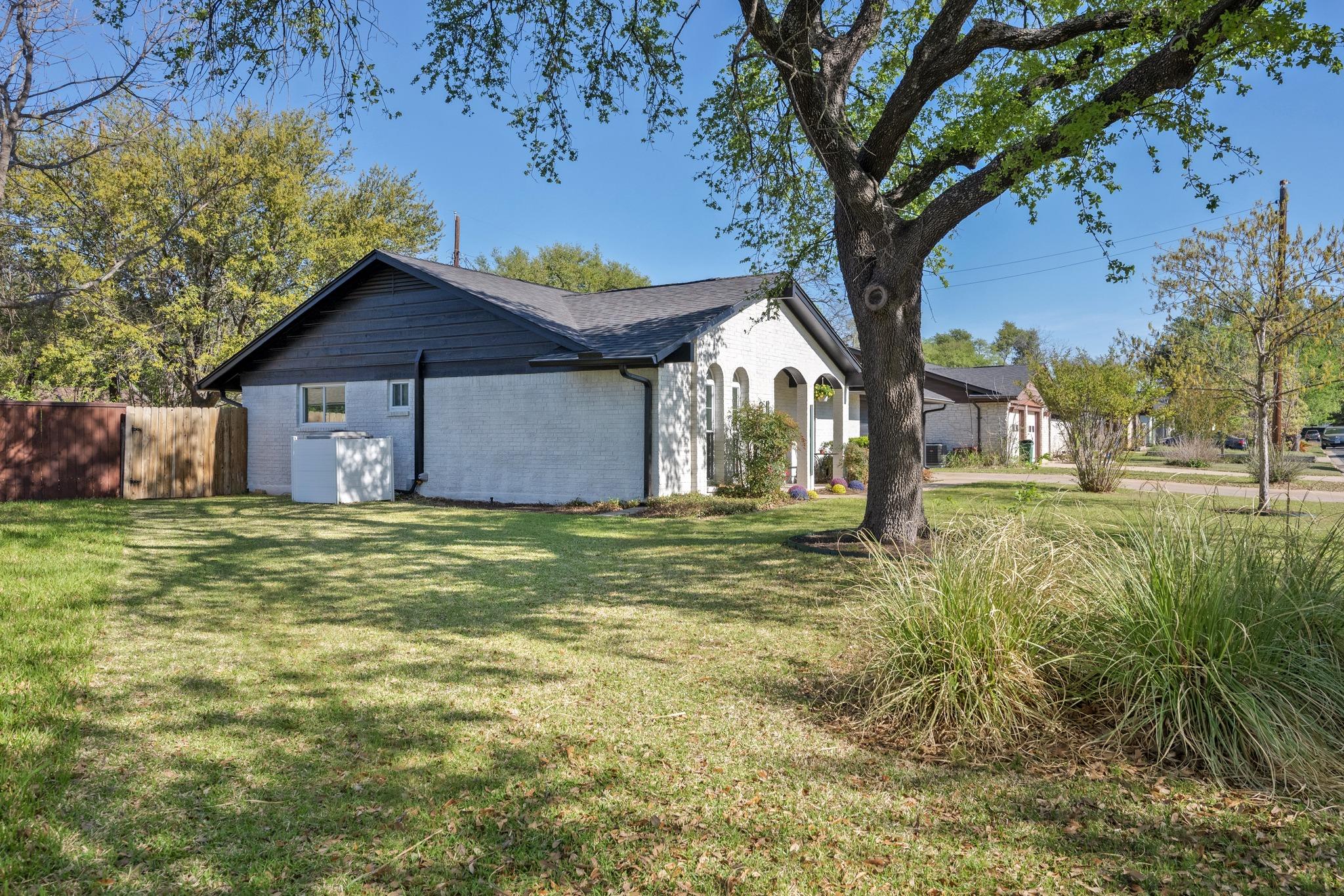 8608 Donna Gail Drive Austin TX 78757