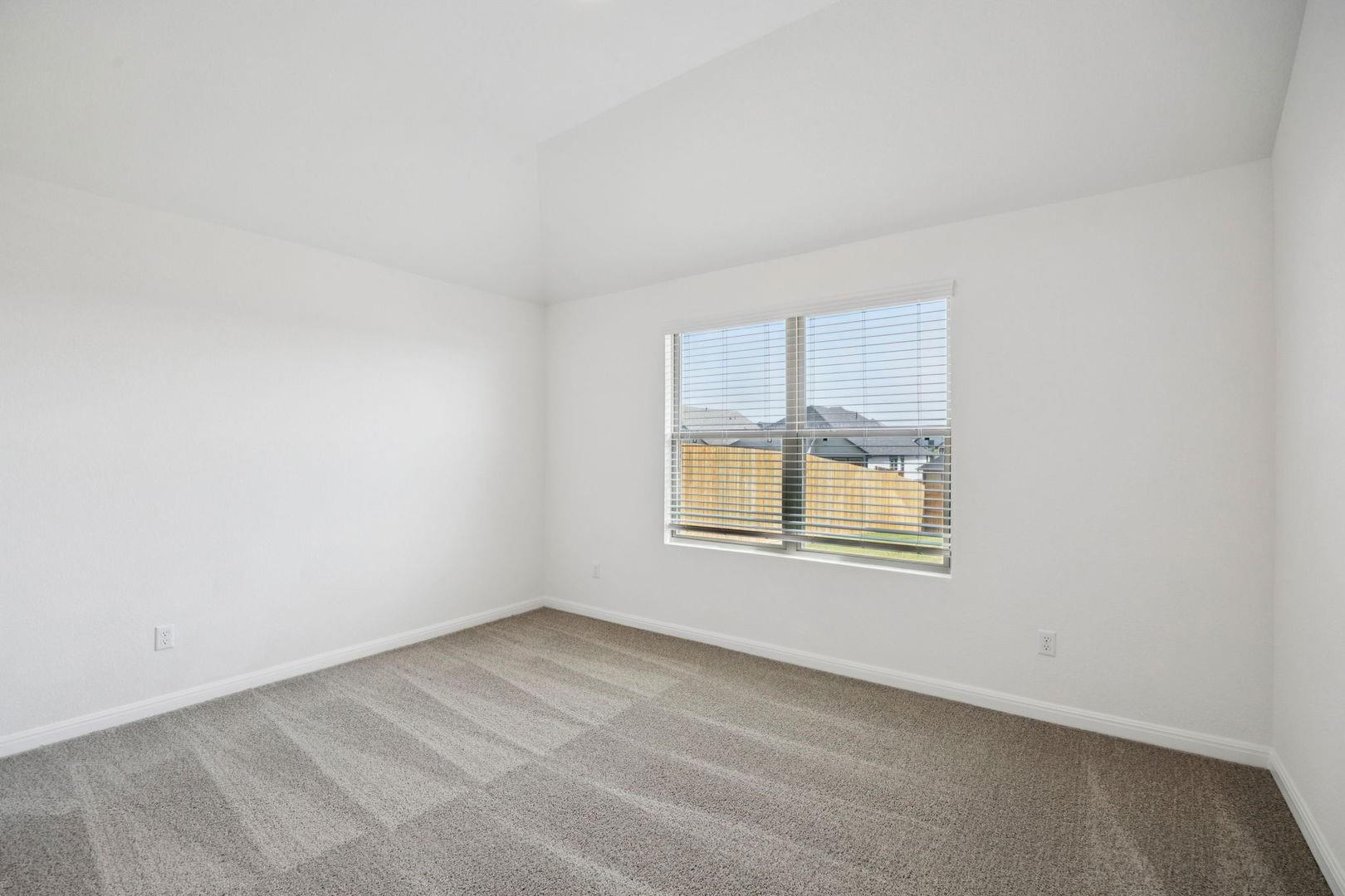 332 Bendecido Loop Elgin TX 78621