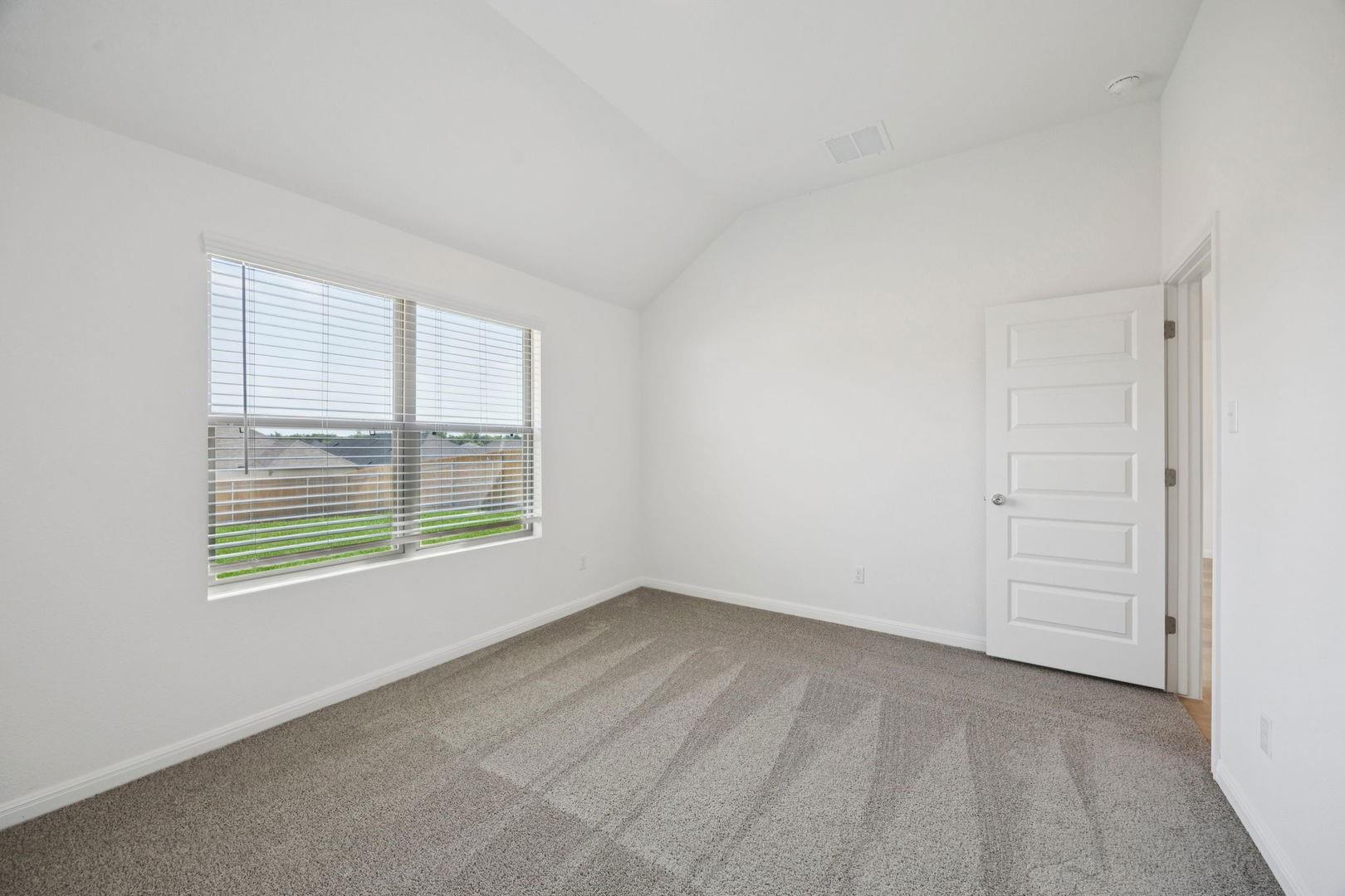 332 Bendecido Loop Elgin TX 78621