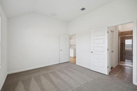 332 Bendecido Loop Elgin TX 78621
