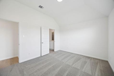 332 Bendecido Loop Elgin TX 78621