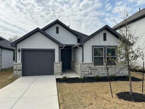 332 Bendecido Loop Elgin TX 78621