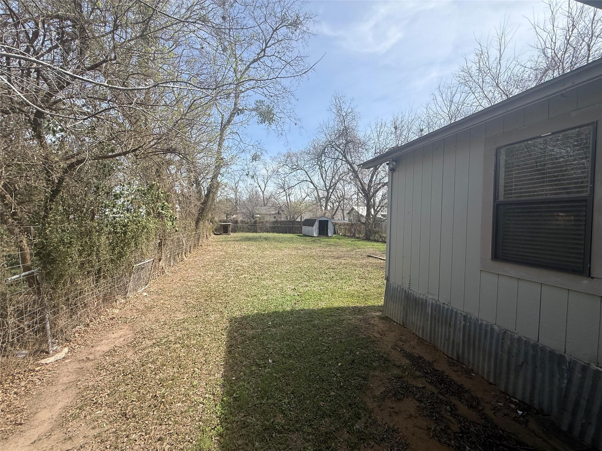 1120 Saint Paul Street Gonzales TX 78629