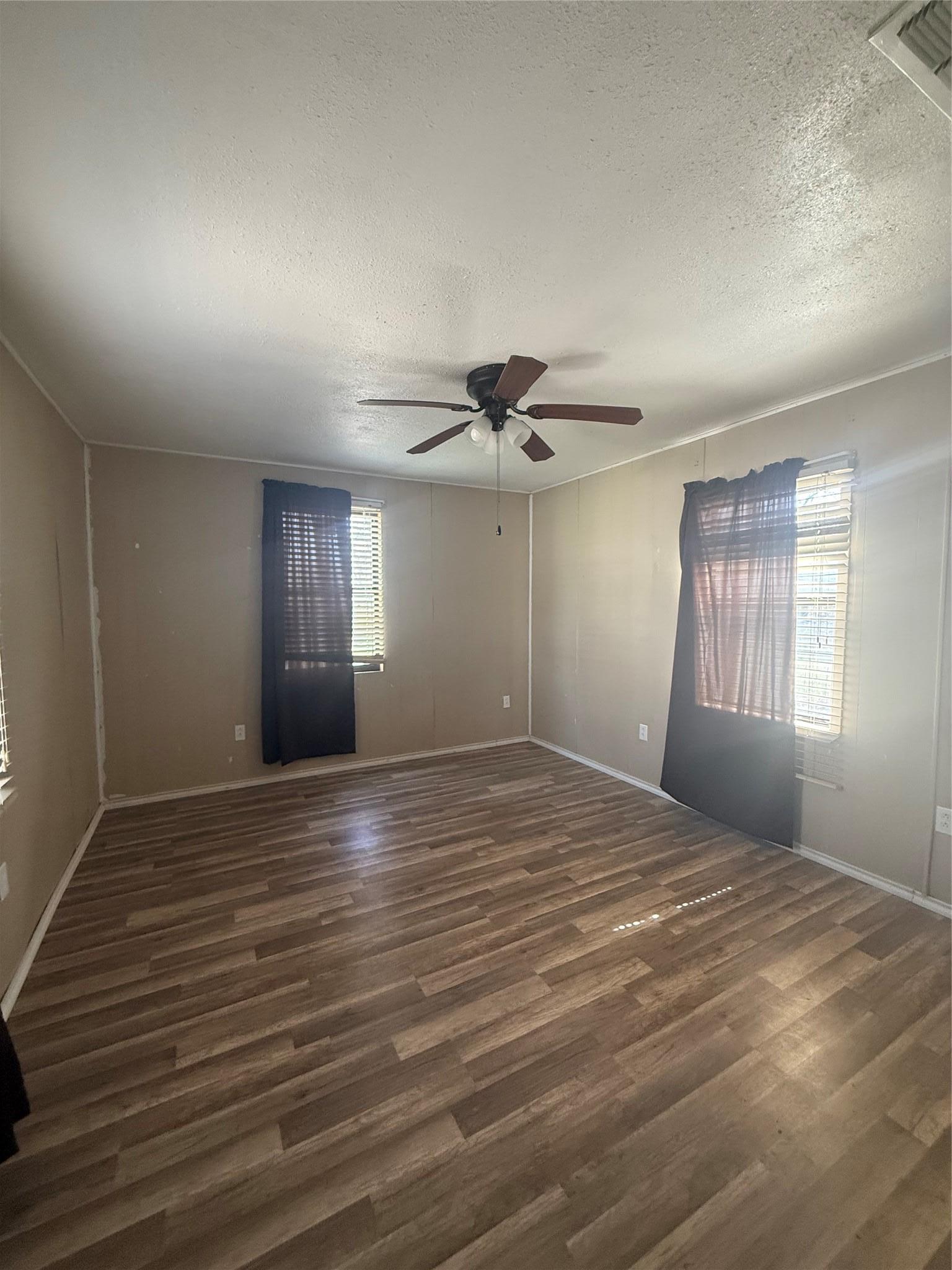 1120 Saint Paul Street Gonzales TX 78629