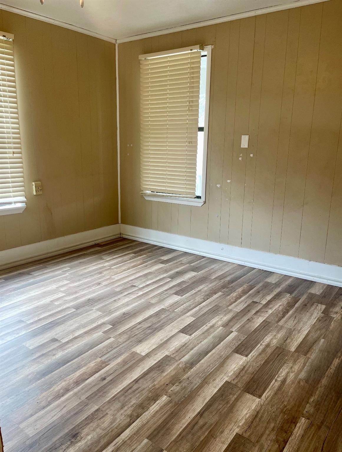 1120 Saint Paul Street Gonzales TX 78629