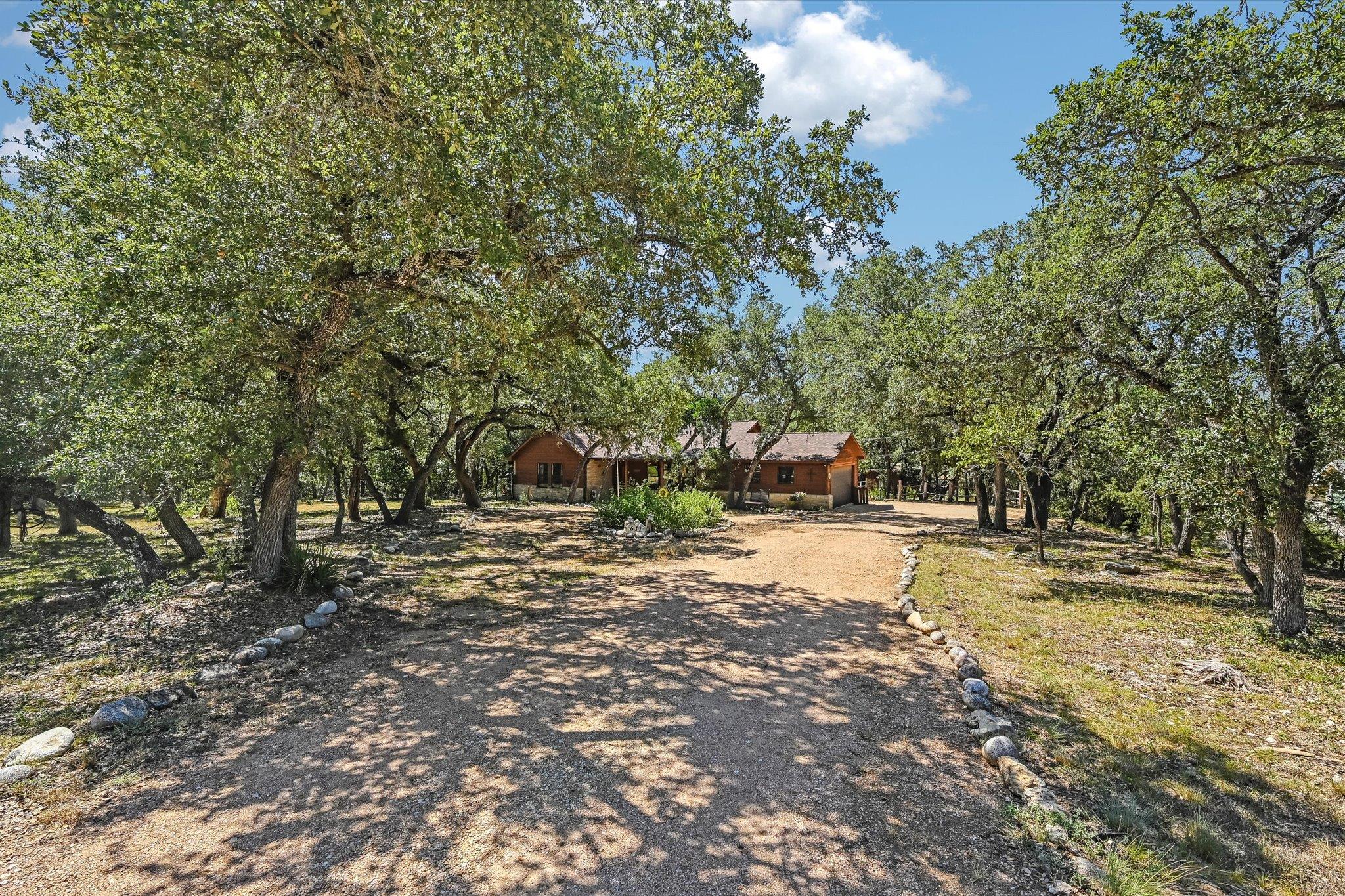 611 Mountain Crest Drive Wimberley TX 78676