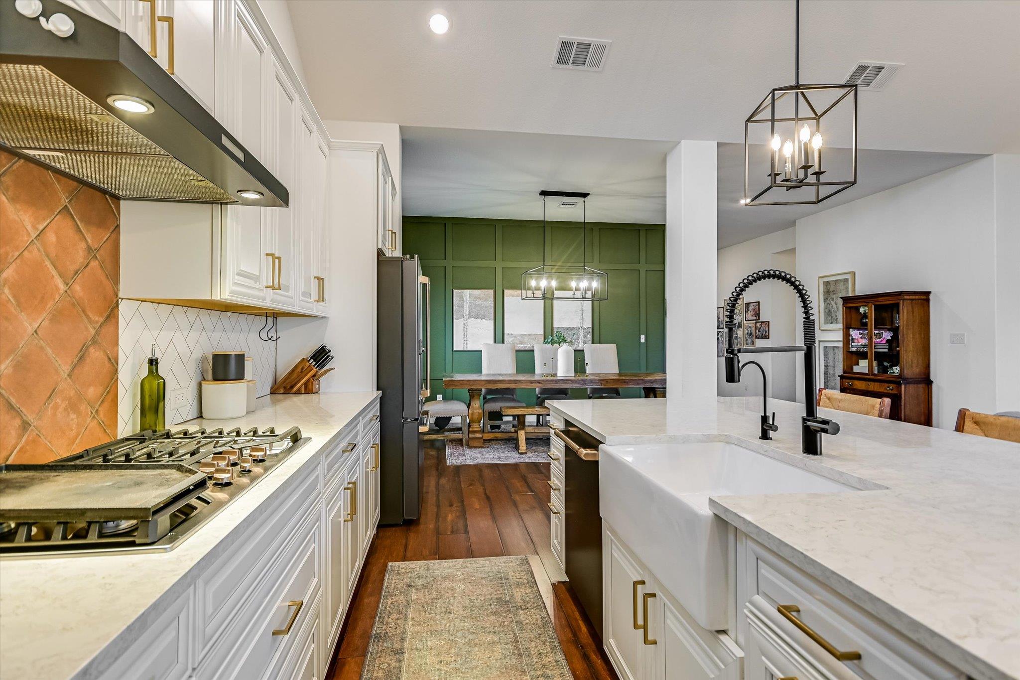 289 Helena Lane Kyle TX 78640