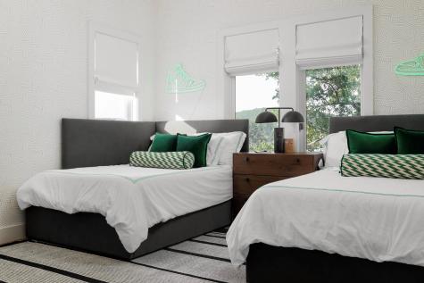 4402 Aqua Verde Drive Austin TX 78746